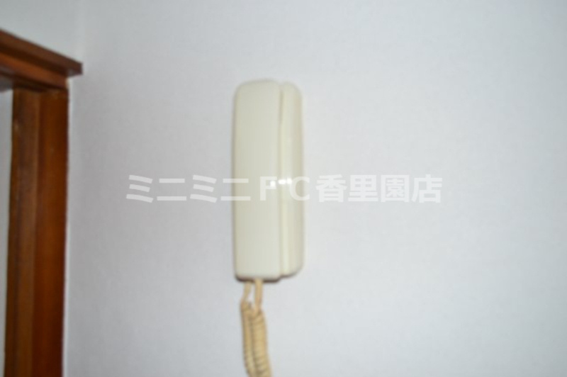 出口４丁目貸家のセキュリティ|室内インターホン