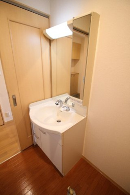 【独立洗面台】 | フレール鷹取