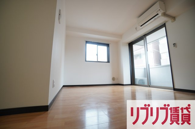 ルクロ要町の居間・リビング