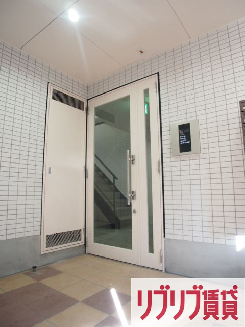 ルクロ要町のエントランス