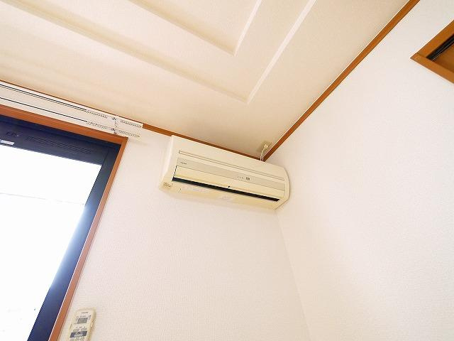 トウケンコーポ桜井南の設備|エアコン一台付きです