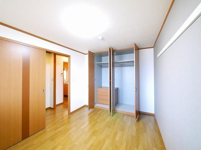 トウケンコーポ桜井南の洋室|広々とした洋室です