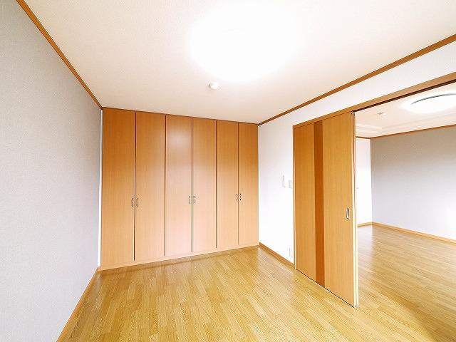 トウケンコーポ桜井南の洋室|個人の部屋や寝室として使える洋室です