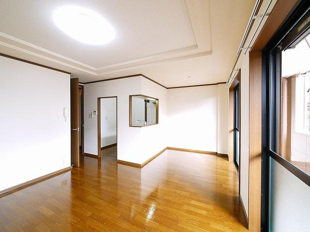 グレイス・ヴィラ（合場町）の居間・リビング|使いやすいリビングです