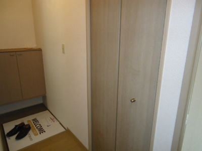 【玄関】 | ロイヤルガーデン永田 A棟