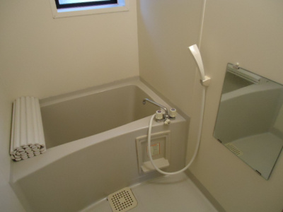 【浴室】 | ロイヤルガーデン永田 A棟