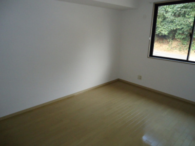 【洋室】 | ロイヤルガーデン永田 A棟