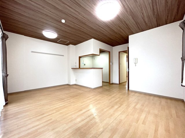 フォルク本宮の居間・リビング