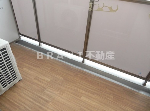 プライムアーバン御堂筋本町　BRAVI不動産のバルコニー|【プライムアーバン御堂筋本町】開放的で明るい空間を演出してくれるバルコニーです