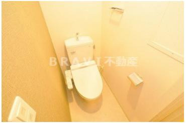 プライムアーバン御堂筋本町　BRAVI不動産のトイレ|【プライムアーバン御堂筋本町】トイレもきれいです