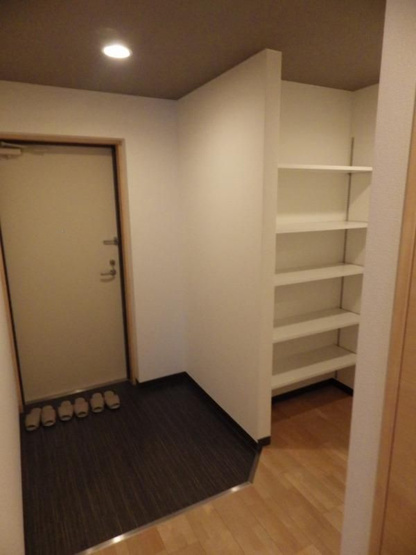 【玄関】 | ヘスティア | ※同建築会社施工マンション参考写真