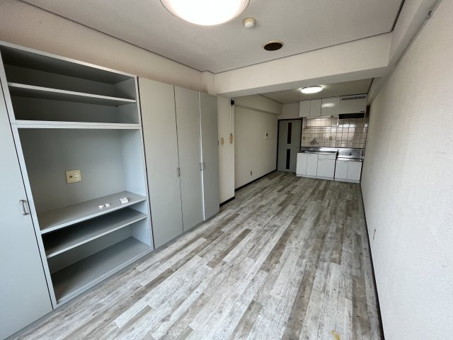 リバータウン原町の居間・リビング