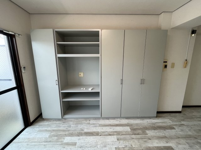 リバータウン原町の収納