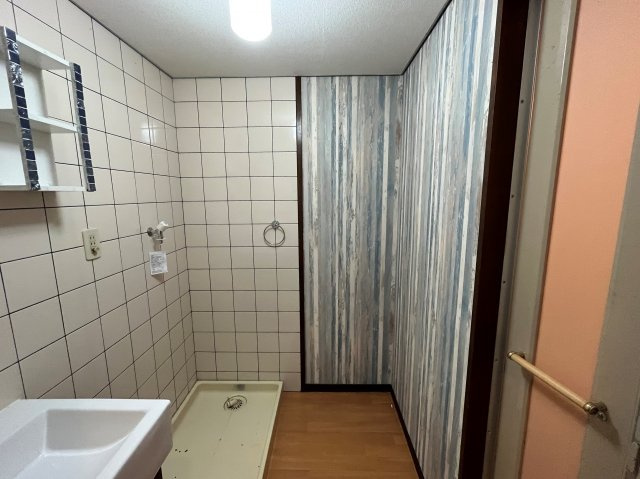 リバータウン原町の洗面所
