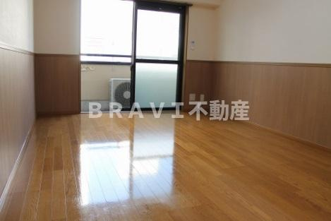 ヴェローナⅠ　BRAVI不動産の寝室|【ヴェローナ】落ち着いた色調の寝室です