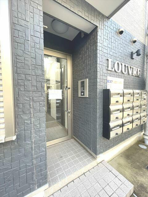 ルーブル鎌倉のエントランス