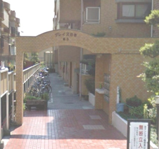 【エントランス】 | 東急東横線・目黒線・横浜市営地下鉄グリーンライン「日吉」駅徒歩15分！