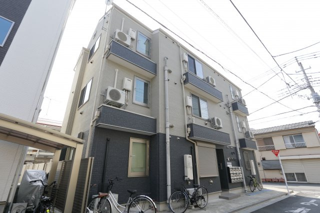 ルーブル鎌倉の外観