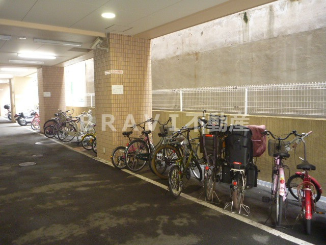 メゾン・デ・ノムラ東心斎橋　BRAVI不動産のその他共用部分|【メゾン・デ・ノムラ東心斎橋】駐輪場
