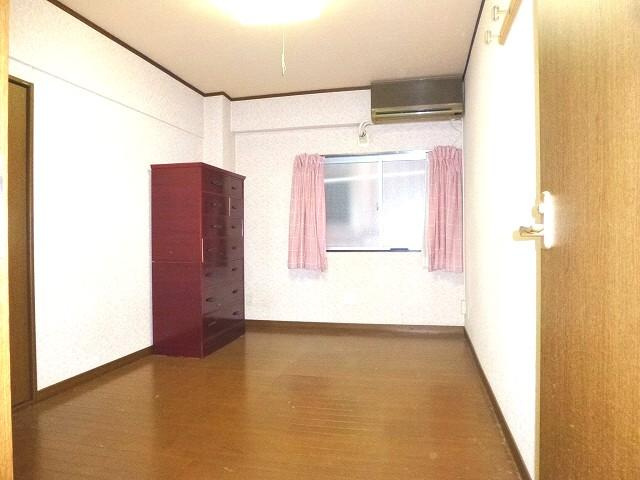 デュオ２４三筋の設備|エアコン、照明、カーテン付きです