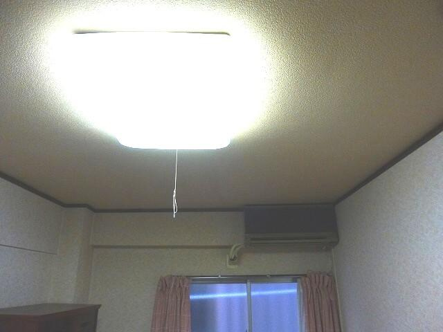 デュオ２４三筋の設備|室内にエアコン照明付きです