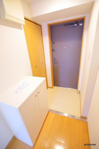 ONEROOFFLATTENJINBASHI(旧:シャルマンフジ天神橋)の玄関