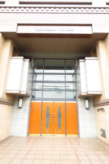 【エントランス】 | アルファステイツ南蔵王 | ゆとりのあるエントランスです