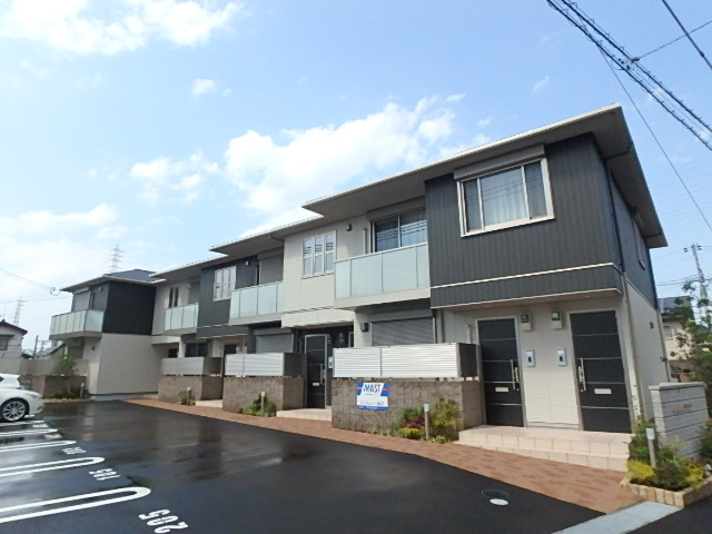 シャーメゾンいろは３