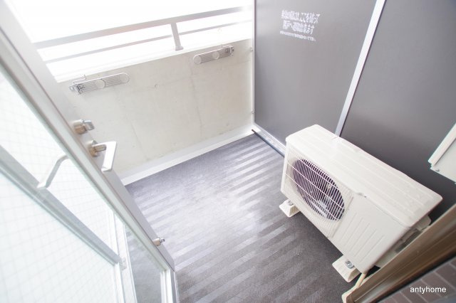 フジマン北梅田　仲介手数料無料のバルコニー