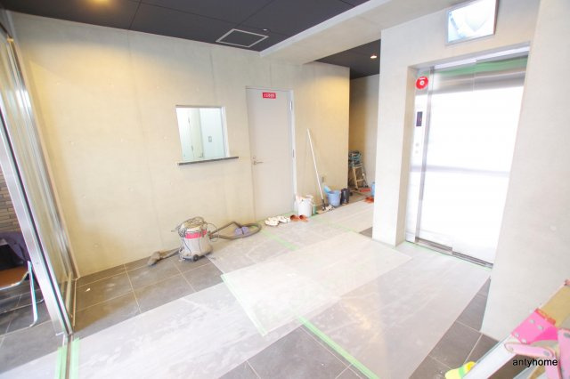 フジマン北梅田　仲介手数料無料のロビー