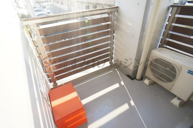 サンクラッソ中山寺駅前シェヴェールのバルコニー