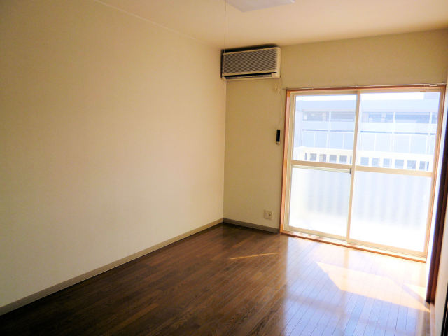 クリーンハイツ　C棟の洋室