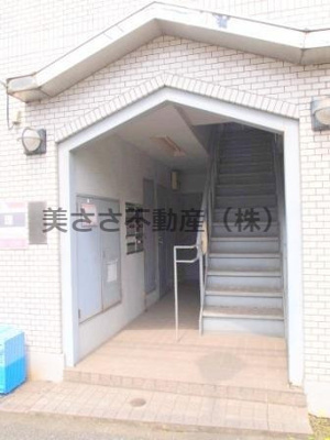 【エントランス】 | A&U明神町