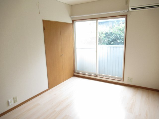 オアシス2の洋室