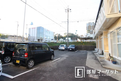 【駐車場】 | プチフラット