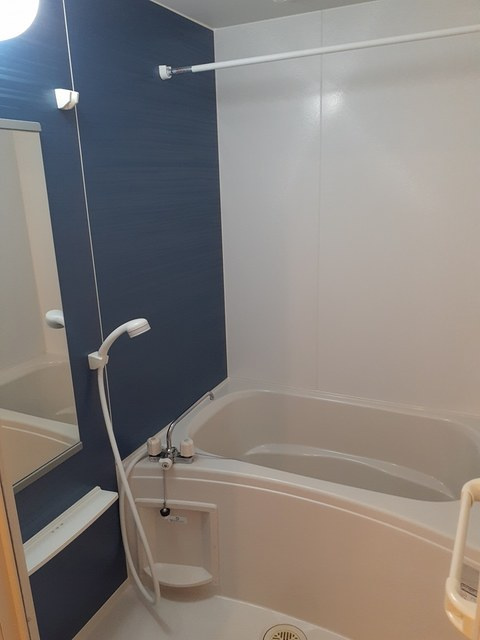 ディアレスト芝Ⅰの浴室