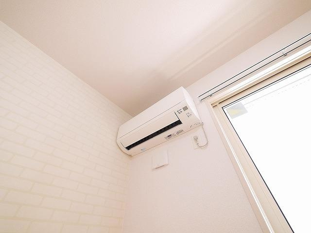 コージーコートB（三笠）の設備|エアコン