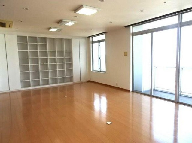 千代田区外神田４丁目の賃貸マンションの居間・リビング