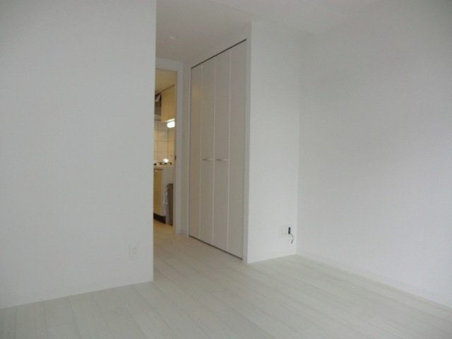 エスリード大阪シティグランツの洋室