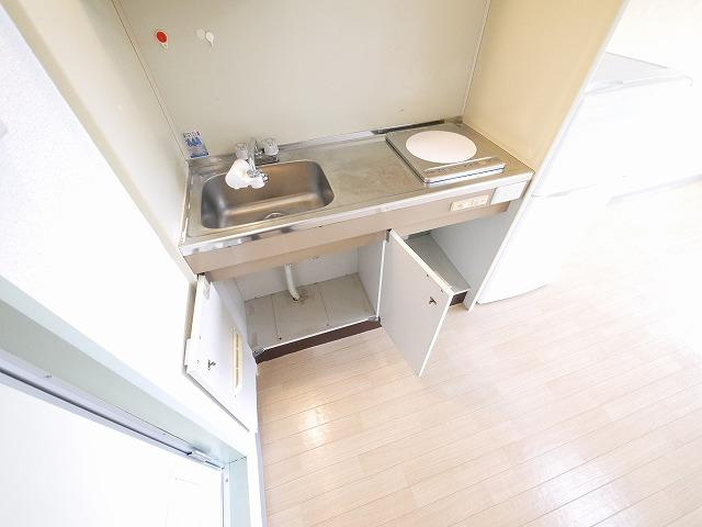 奈良アサカハイツのキッチン|使いやすいキッチンです