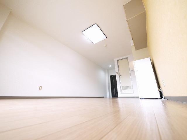 奈良アサカハイツの洋室|広々とした洋室です