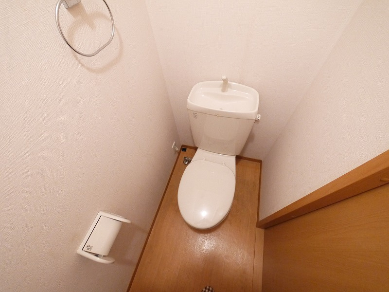 ルンルアン高畑のトイレ|清潔感のあるトイレです