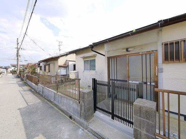 山本貸家（3356）のエントランス
