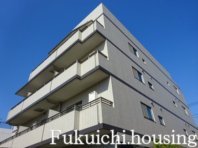 グランジュール明大前の外観