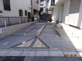 【駐車場】