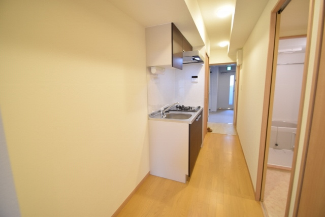 レオ四拾六番館のキッチン|キッチン周り