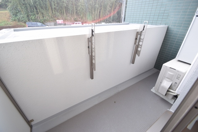 レオ四拾六番館のバルコニー|バルコニー