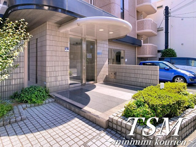 マンショングランメールのエントランス