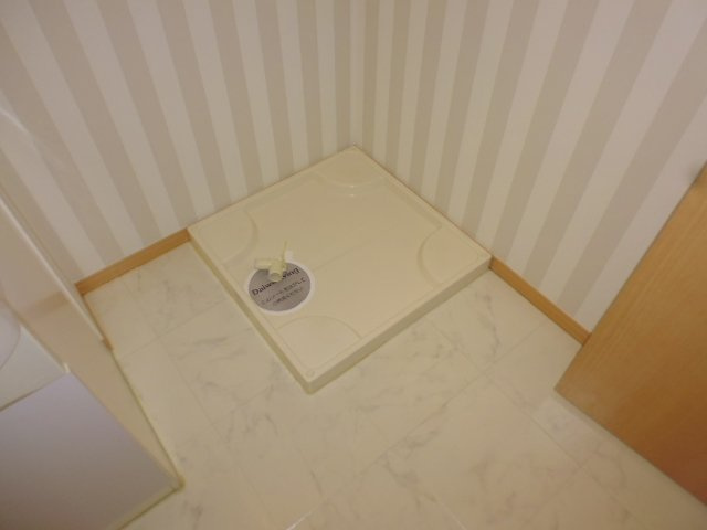 ラルジュ福岡屋　Ｂのその他|洗濯機置き場