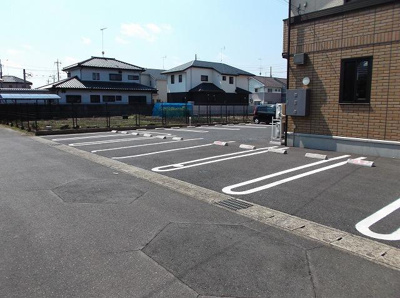 【駐車場】 | ラフィネ・ヴァン・ソレイユ　Ｂ